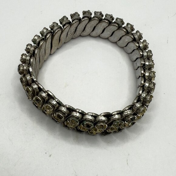 Vintage Stretch Rhinestone Bracelet Silver Tone Crystal Clear Stones - Picture 7 of 7